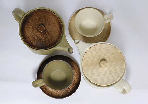 [  material: Porceiain earth, Wood| Cliant: U products<br>Photographed by Kenichiro OOMORI