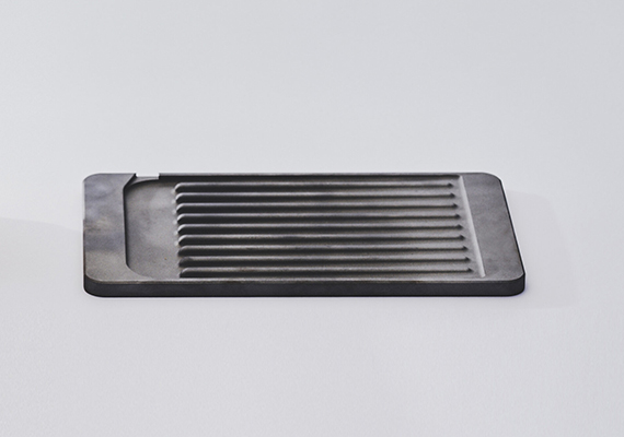 [ size:245*135*9 | material: Fe, | Photographed by Yu Yamaguchi]