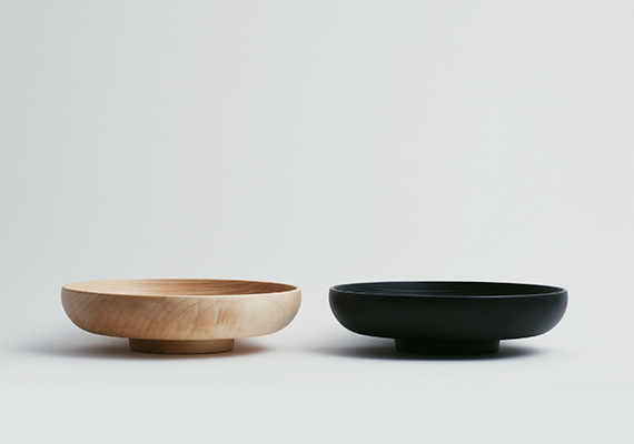 [ size: 180*51 | material: Wood | color: natural, black ]<br>Photographed by Tomoharu NISHIMURA