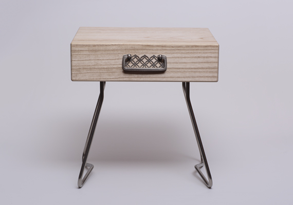 [ size: 140*51 | material: Wood | color: natural, black ]<br>Photographed by Tomoharu NISHIMURA