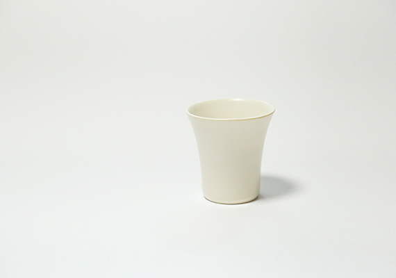 Photographed by Kenichiro OOMORI